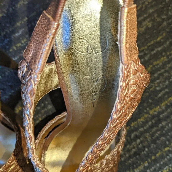Jessica Simpson Women's Gold Platform Heels Size 7.5 Braided Ankle Strap - Picture 5 of 13